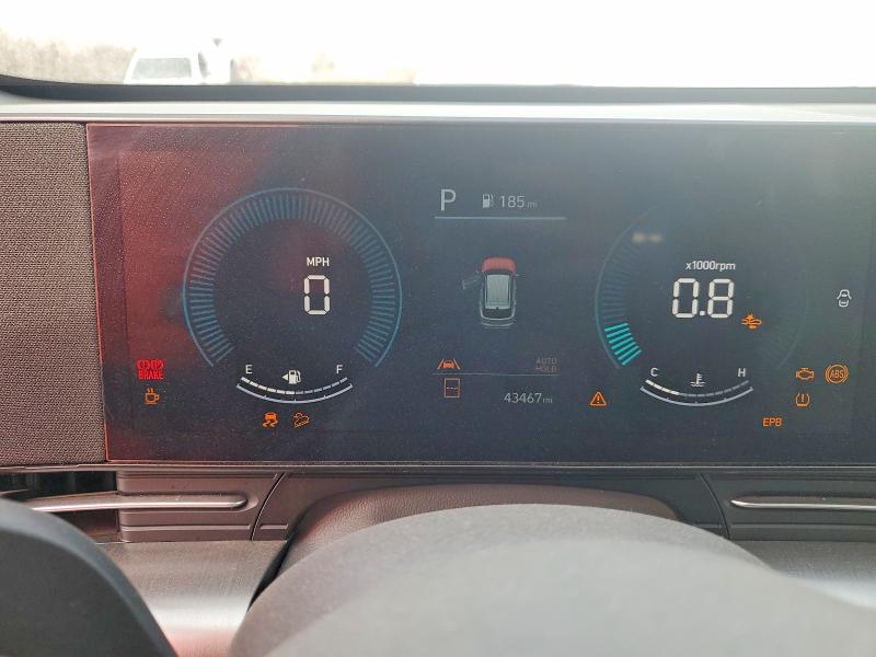 Фото 9 - HYUNDAI KONA