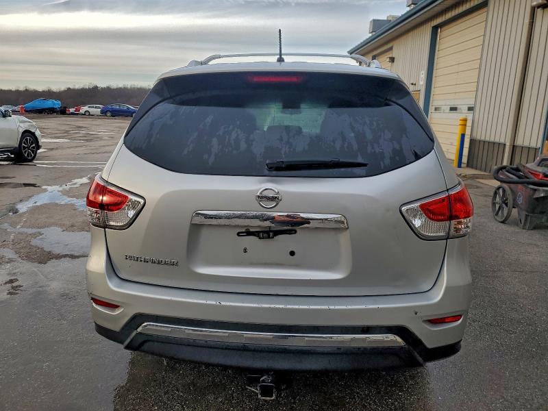 Фото 6 - NISSAN PATHFINDER