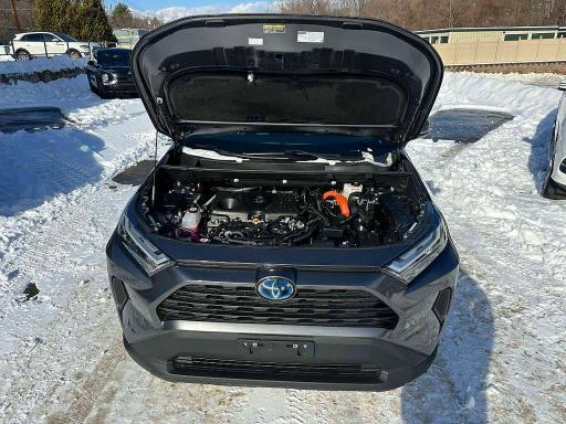 Фото 9 - TOYOTA RAV4