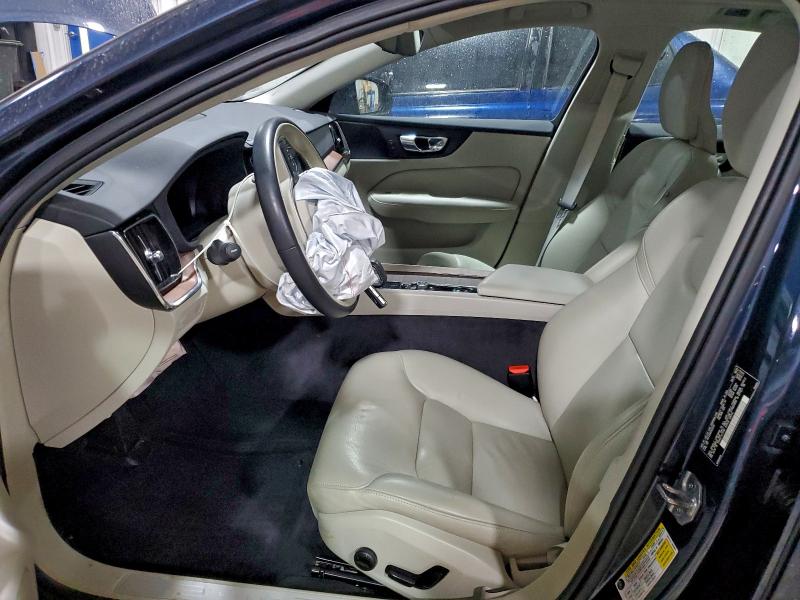 Фото 7 - VOLVO S60