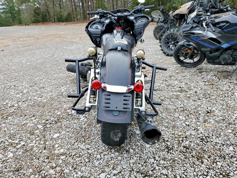 HARLEY-DAVIDSON FL 2015