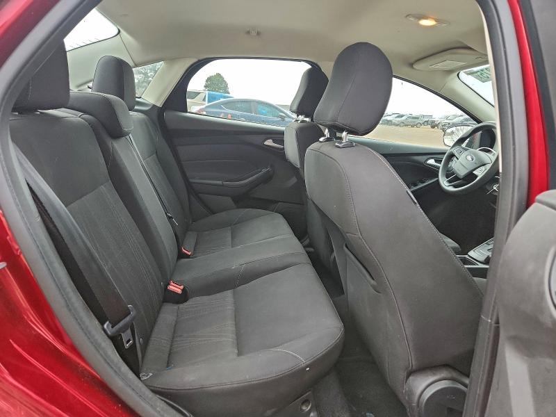 Фото 10 - FORD FOCUS