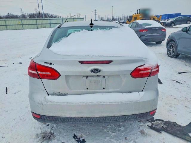 Фото 6 - FORD FOCUS