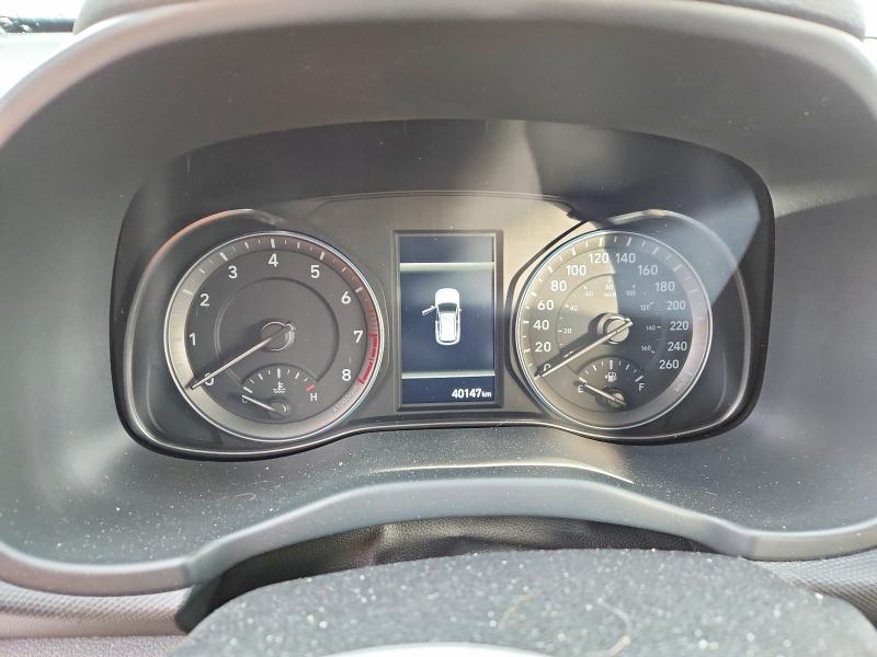 Фото 9 - HYUNDAI KONA