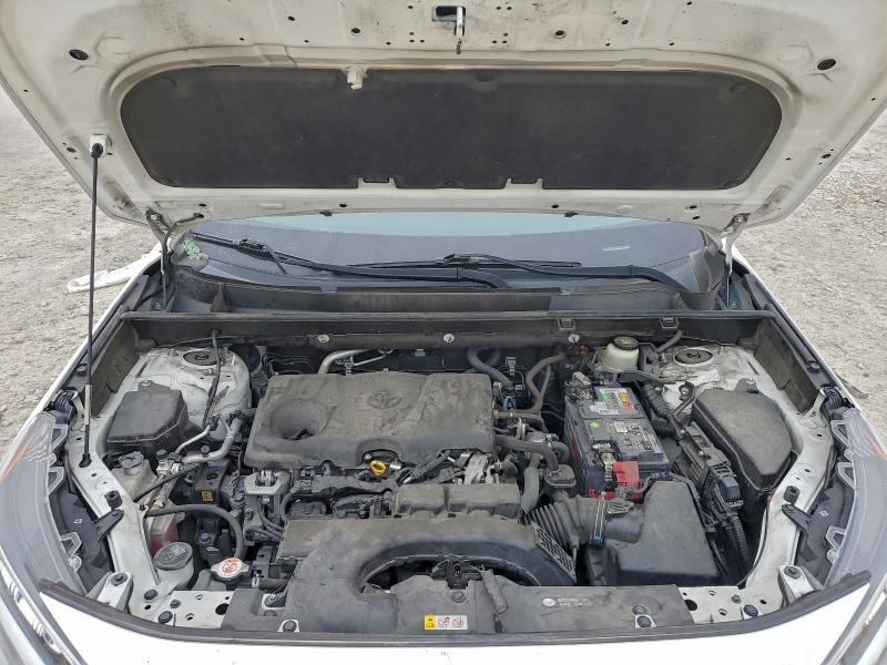 Фото 12 - TOYOTA RAV4