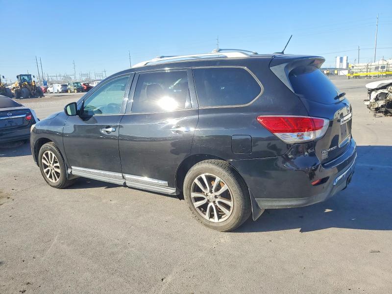 Фото 2 - NISSAN PATHFINDER