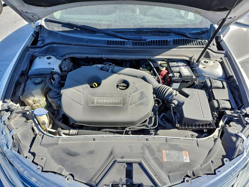 Фото 11 - LINCOLN MKZ