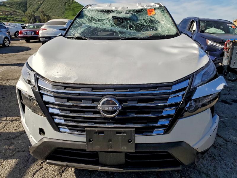 Фото 5 - NISSAN ROGUE