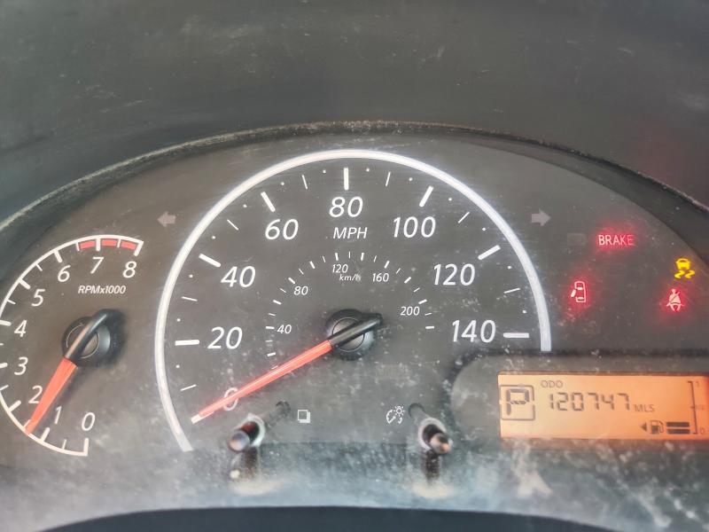 Фото 9 - NISSAN VERSA