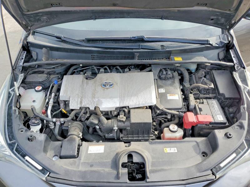 Фото 11 - TOYOTA PRIUS