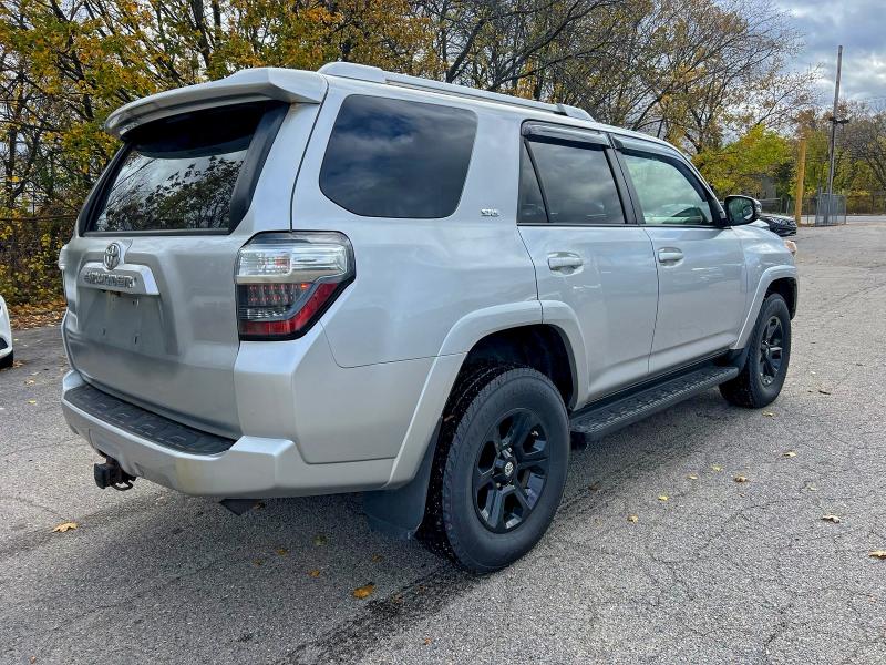 Фото 4 - TOYOTA 4RUNNER