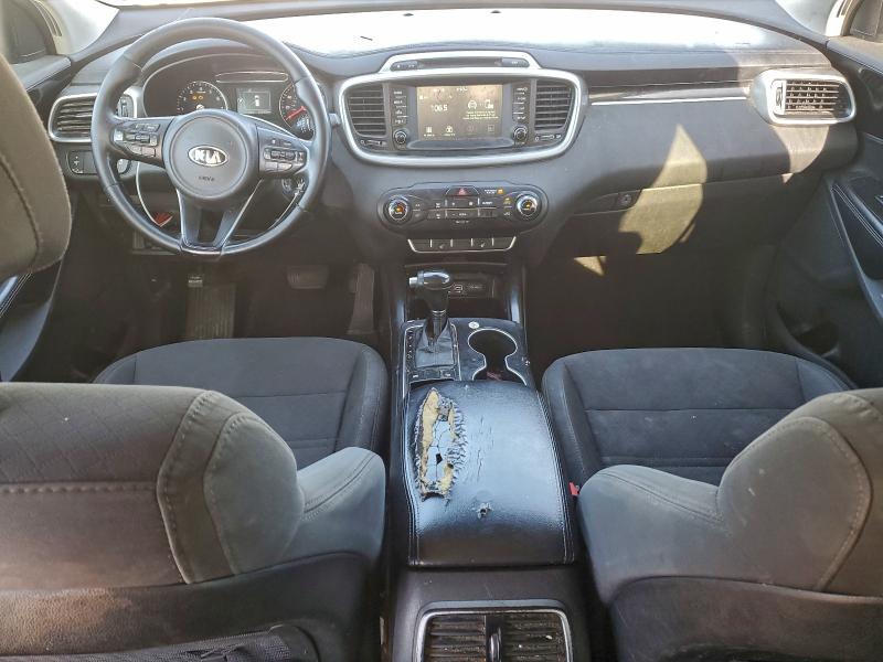 Фото 8 - KIA SORENTO