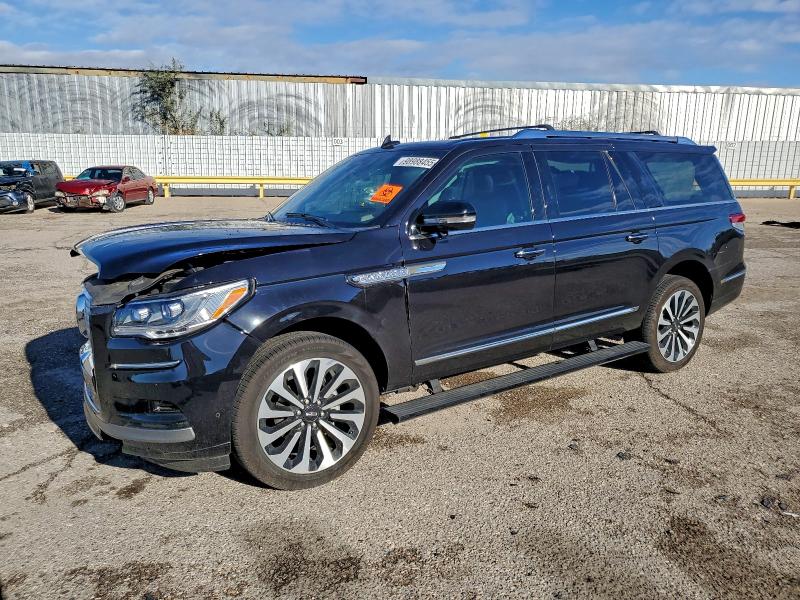 Фото 1 - LINCOLN NAVIGATOR