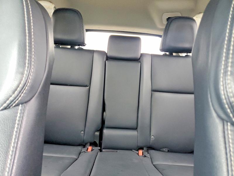 Фото 10 - TOYOTA RAV4