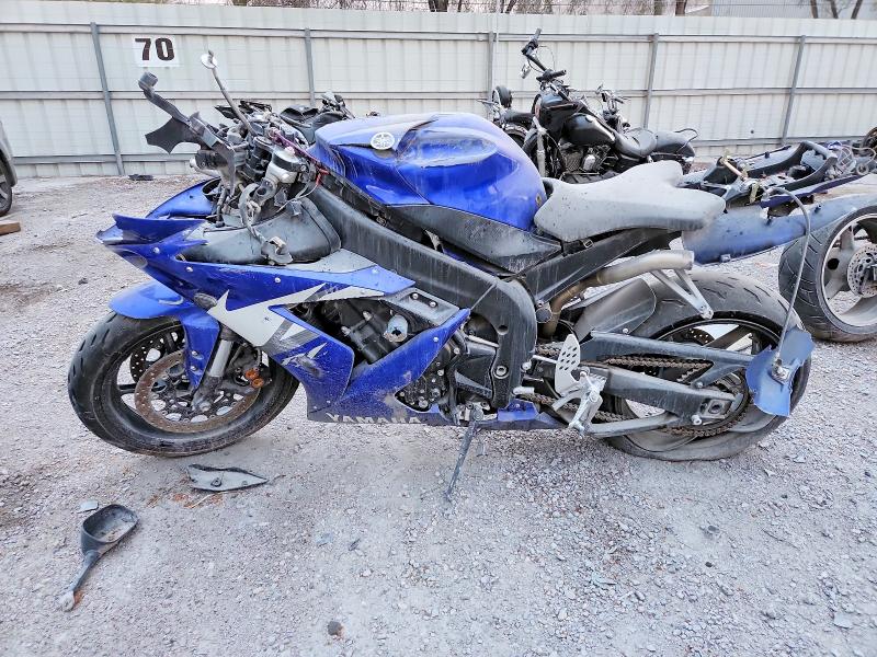 Фото 3 - YAMAHA YZF1000