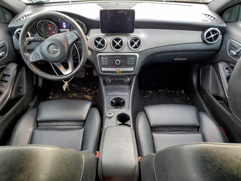 Фото 8 - MERCEDES-BENZ GLA-CLASS