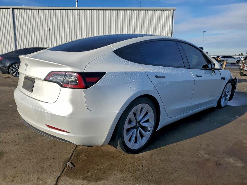 Фото 3 - TESLA MODEL 3