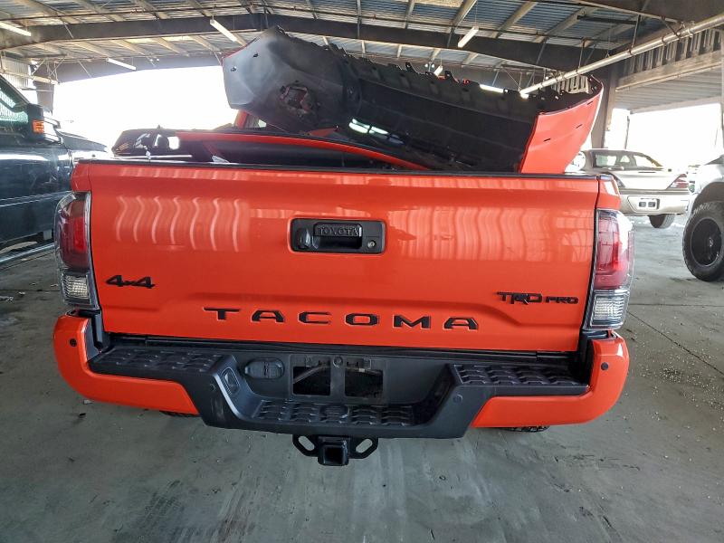 Фото 6 - TOYOTA TACOMA