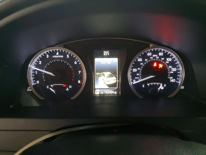 Фото 9 - TOYOTA CAMRY