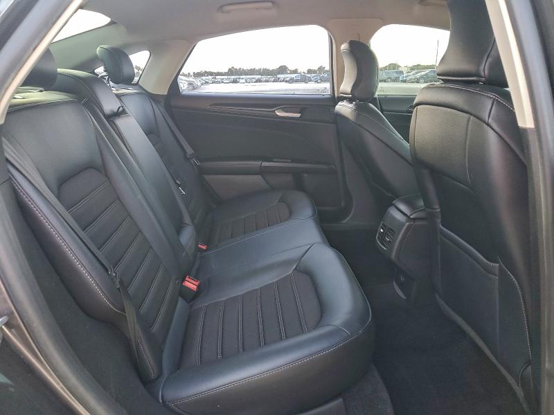 Фото 10 - FORD FUSION