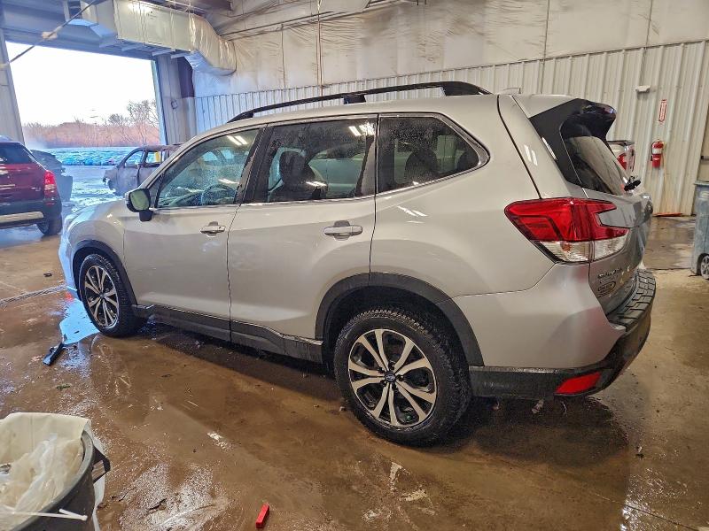 Фото 2 - SUBARU FORESTER