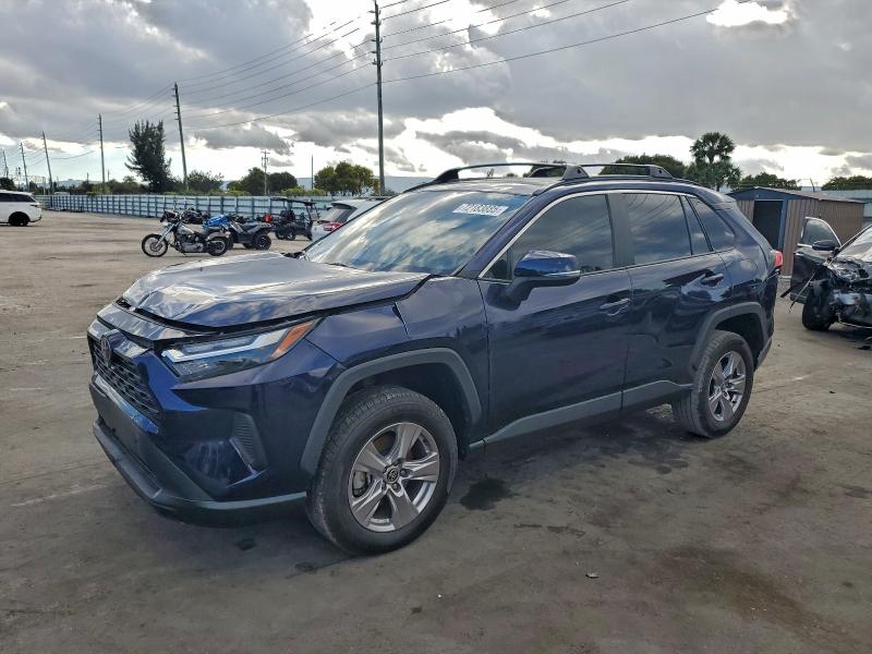 Фото 1 - TOYOTA RAV4