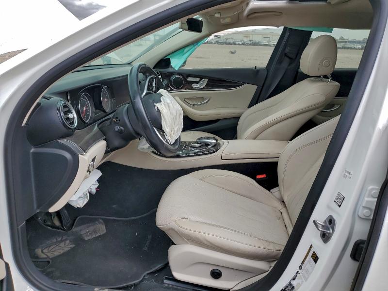 Фото 7 - MERCEDES-BENZ E-CLASS