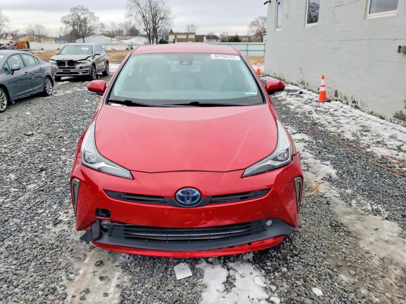 Фото 5 - TOYOTA PRIUS