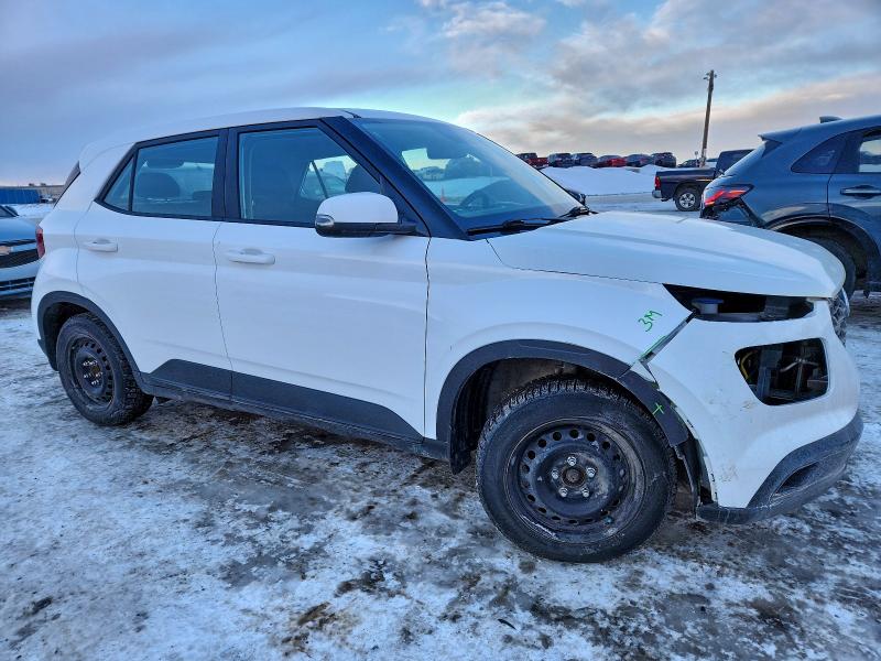 Фото 4 - HYUNDAI VENUE