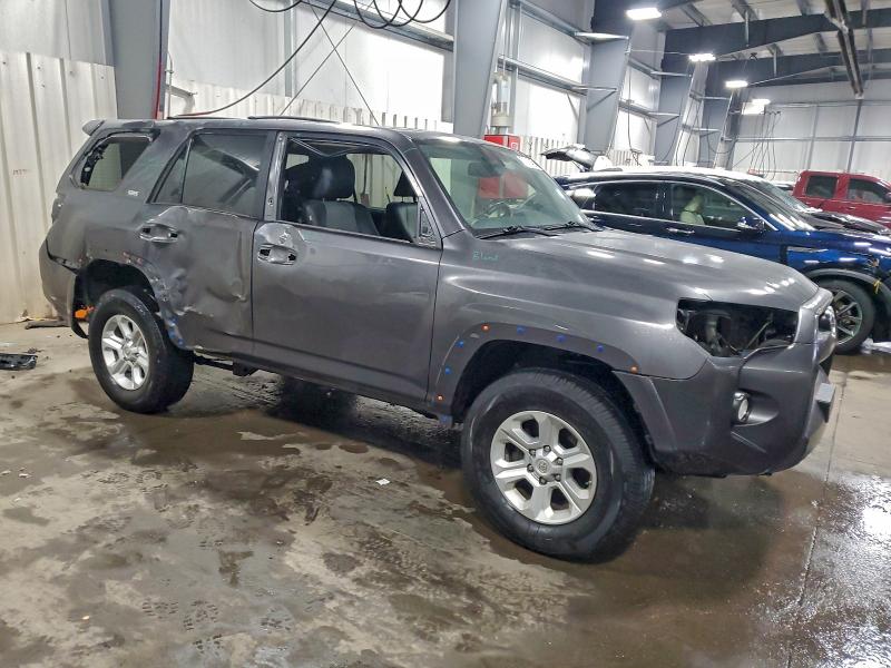 Фото 4 - TOYOTA 4RUNNER