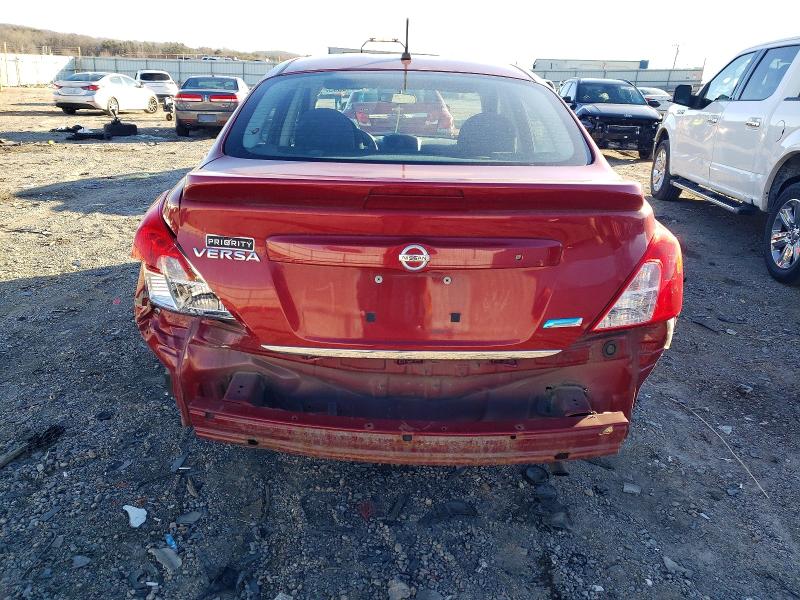 Фото 6 - NISSAN VERSA