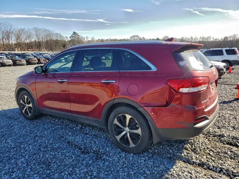 Фото 2 - KIA SORENTO