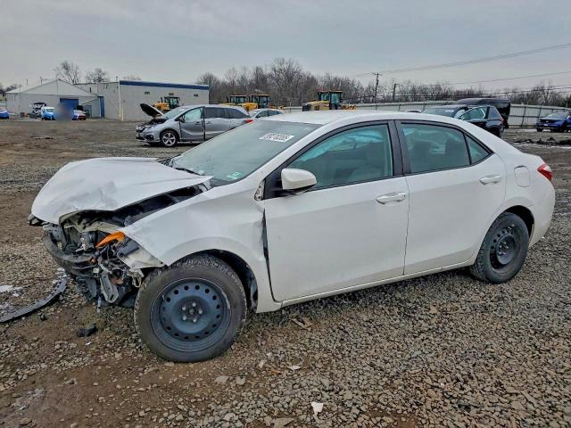Фото 1 - TOYOTA COROLLA