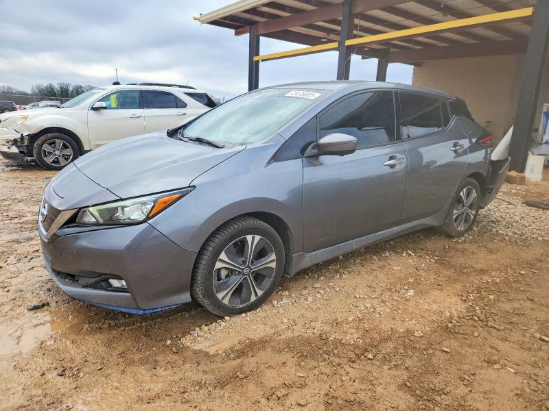 Фото 1 - NISSAN LEAF