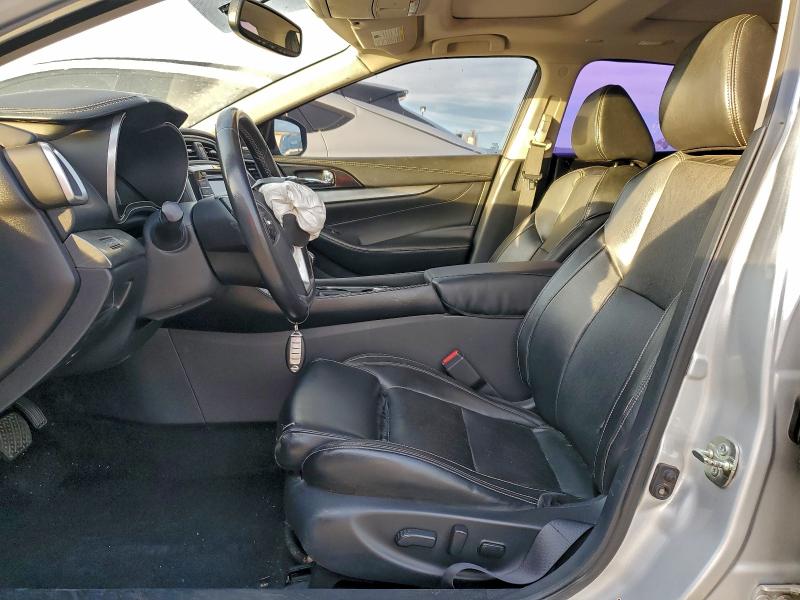 Фото 7 - NISSAN MAXIMA