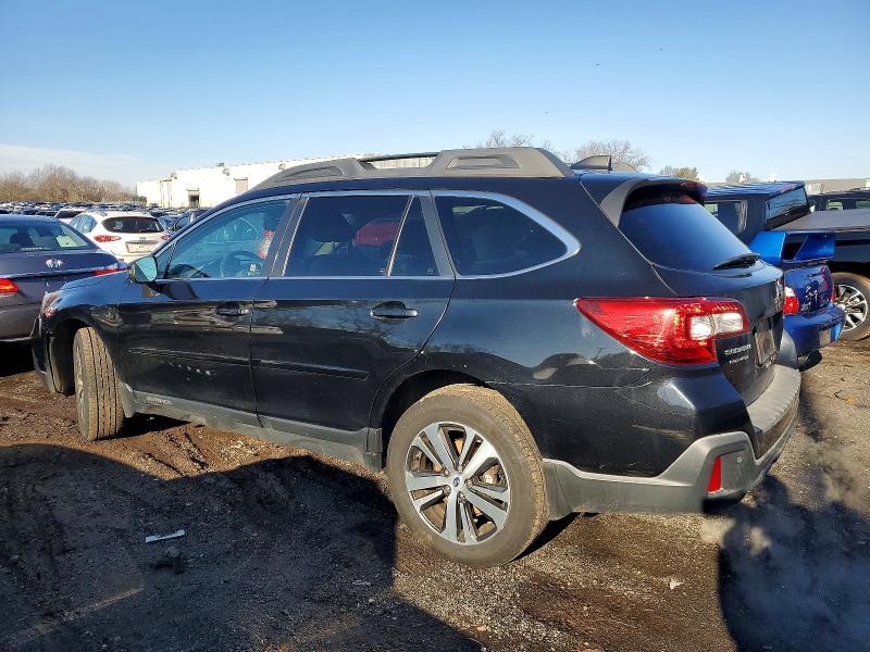 Фото 2 - SUBARU OUTBACK