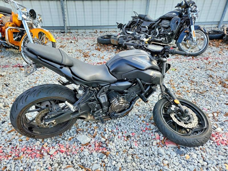 YAMAHA MT07 2019