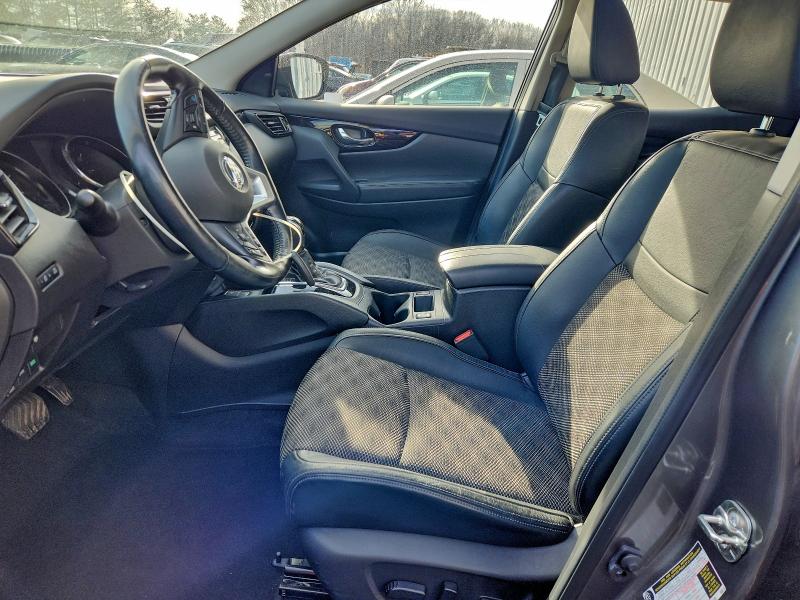 Фото 7 - NISSAN ROGUE