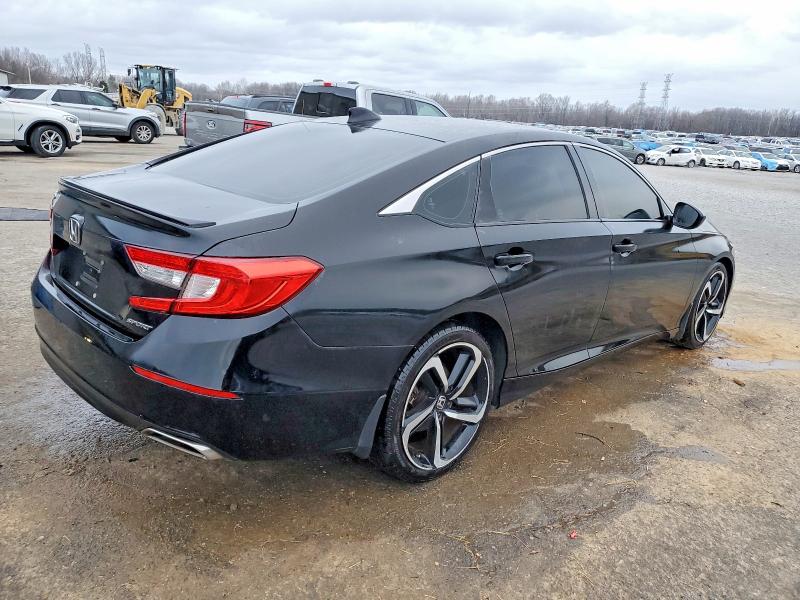 Фото 3 - HONDA ACCORD