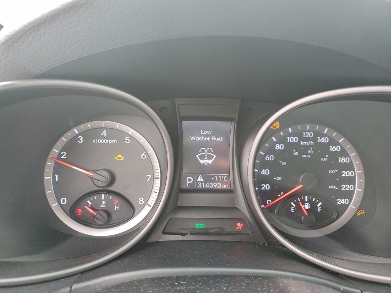 Фото 9 - HYUNDAI SANTA FE