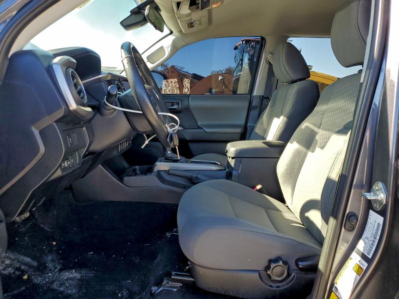 Фото 7 - TOYOTA TACOMA