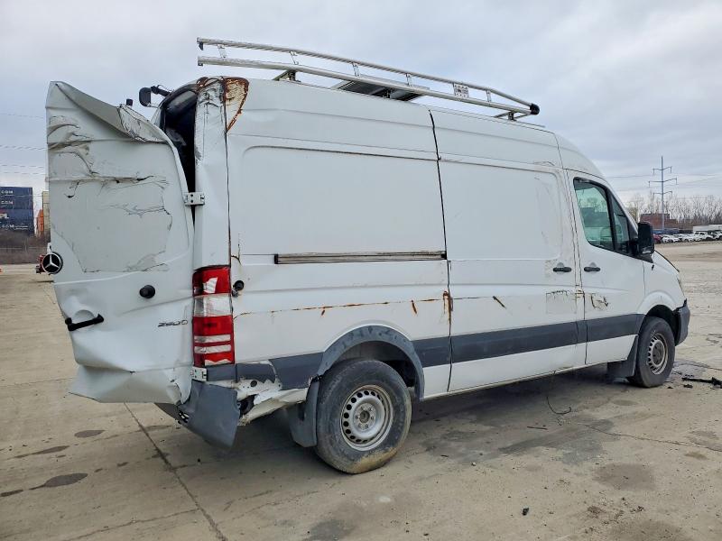 Фото 3 - MERCEDES-BENZ SPRINTER