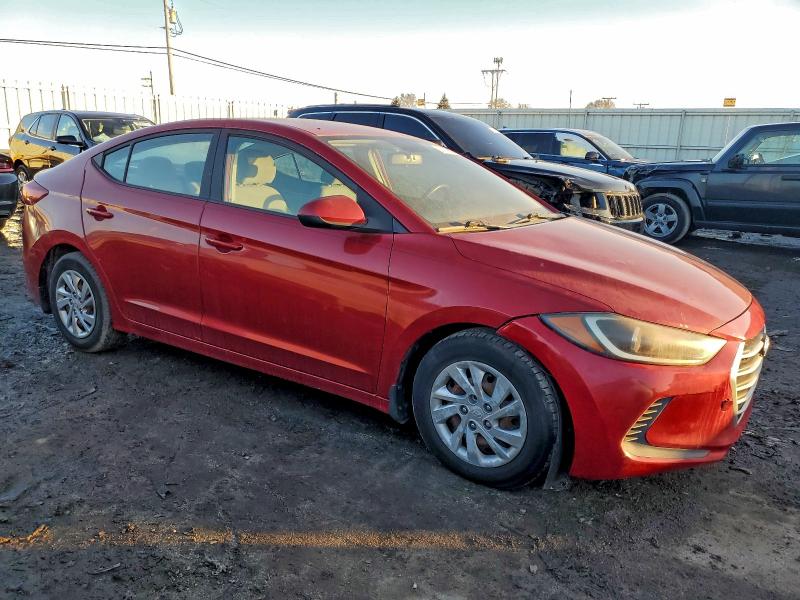 Фото 4 - HYUNDAI ELANTRA