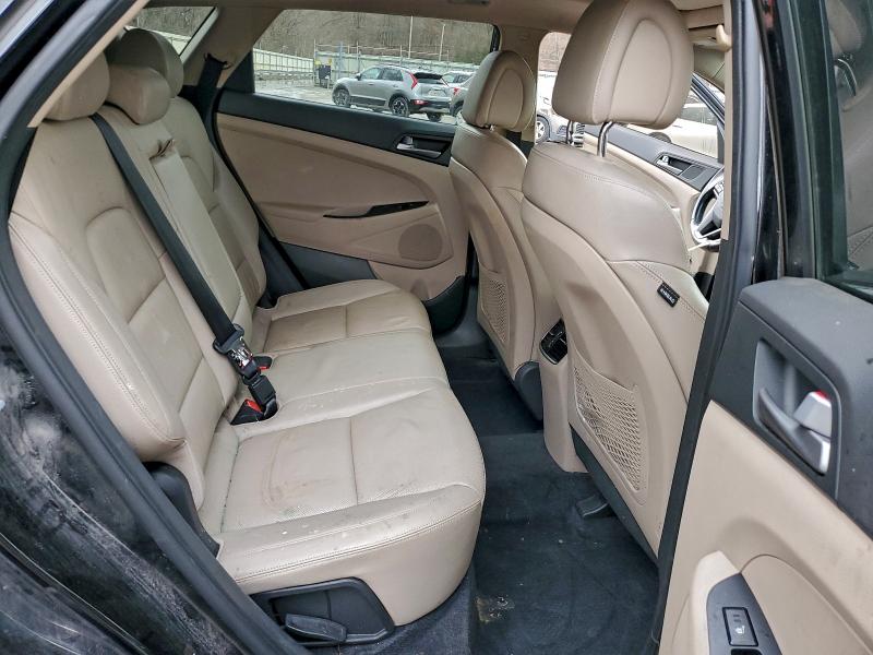 Фото 11 - HYUNDAI TUCSON