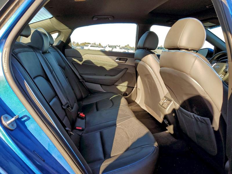 Фото 10 - HYUNDAI SONATA