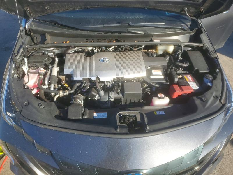 Фото 11 - TOYOTA PRIUS