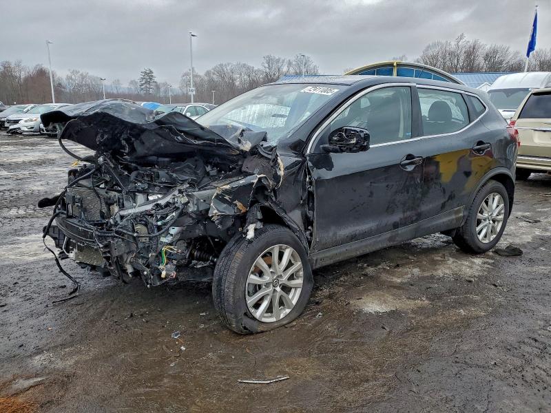 Фото 1 - NISSAN ROGUE