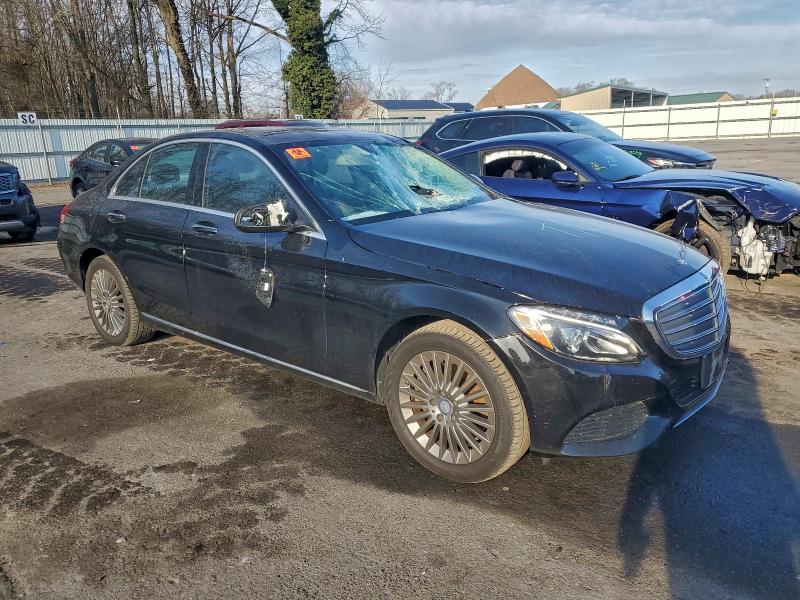 Фото 4 - MERCEDES-BENZ C-CLASS