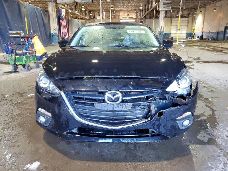 Фото 5 - MAZDA 3