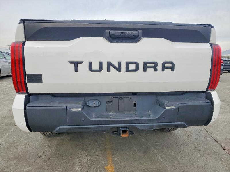 Фото 6 - TOYOTA TUNDRA
